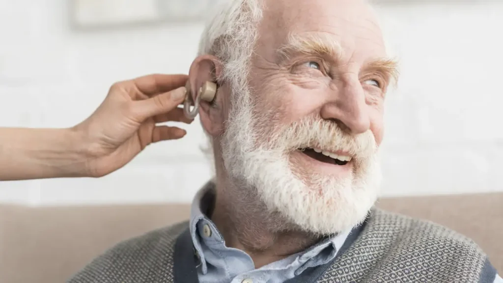 استفاده از فقط یک سمعک