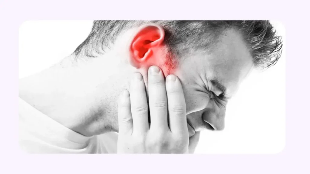 نزدیک بودن گوش به استخوان مفصل گیجگاهی 