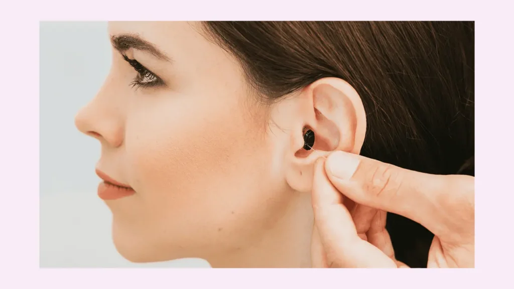 عکس سمعک داخل گوشی