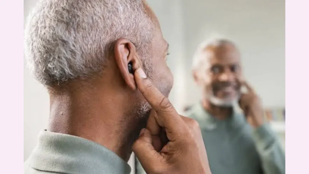 عکس سمعک داخل گوش شاخص